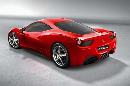 La Ferrari 485 Italia stata eletta Supercar dell'anno dal magazine 