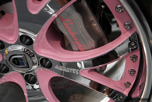In vendita una Lamborghini Gallardo Pink con strass
