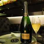 Aston Martin Club Lounge3