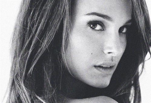 Natalie Portman Miss Dior Cherie 