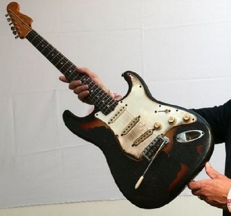 La Fender Stratocaster del Re del rock Jimi Hendrix è in vendita