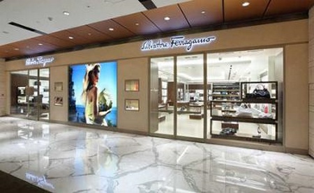 Salvatore Ferragamo ha aperto una nuova boutique a Manama