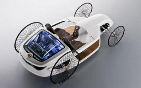 F-Cell Roadster - frutto della collaborazione tra Daimler e Mercedes Benz