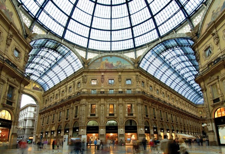 Hotel a sette stelle - la nuova moda invade Milano, Roma e case di moda