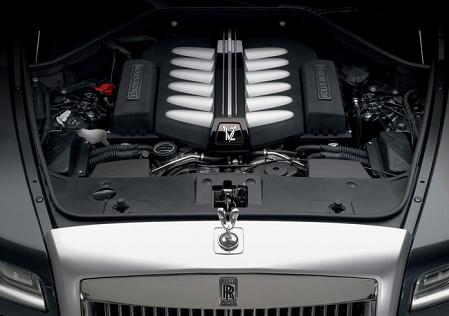 Ghost, la "economica" di Rolls Royce