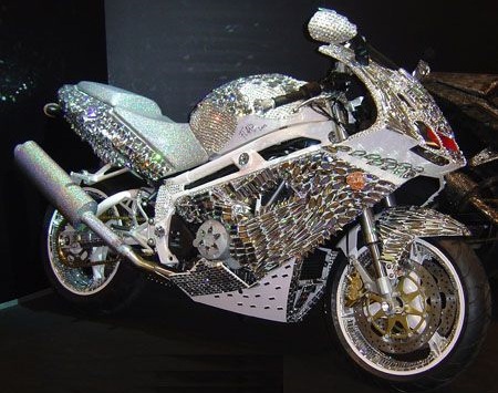 moto mercedes ricoperta cristalli a