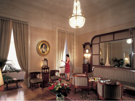 Grand Hotel Europe, il primo hotel cinque stelle della Russia