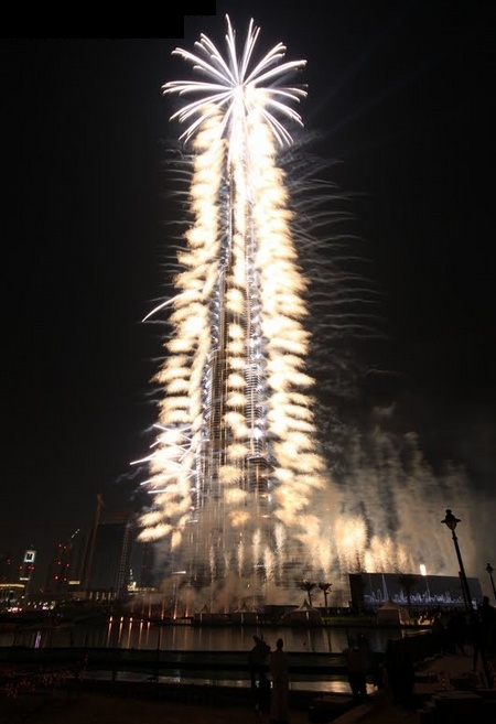 burj-dubai-show1