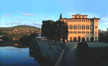Villa La Massa, benessere a base di vino