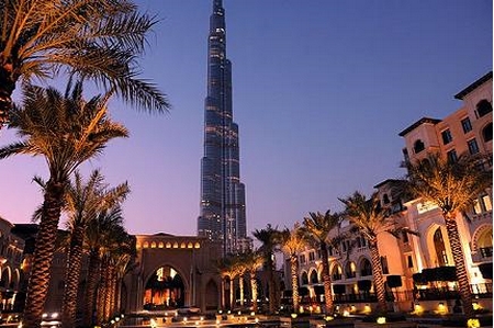 Armani Hotel a Dubai, rimandata l'apertura al 22 aprile 2010