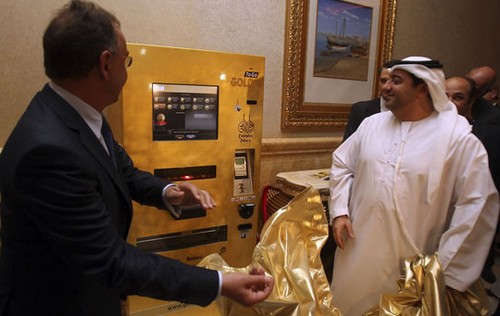 Abu Dhabi, la città con il distributore di oro