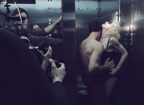 Video promozionale della linea di occhiali di Dolce & Gabbana e Madonna