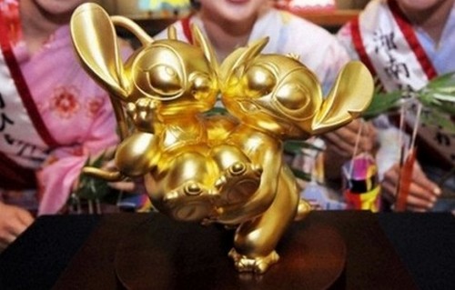 Stitch e Angel in oro realizzati da Ginza Tanaka