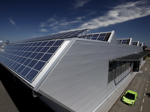 Lamborghini apre un centro di ricerca per la fibra in carbonio