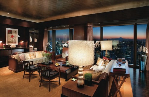 Mandarin Oriental Hotel Tokyo, per i cinque anni di vita affitta la proprietà per 480 mila euro
