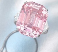 Diamante rosa in vendita all'asta da Sotheby's di Ginevra il 16 novembre 2010