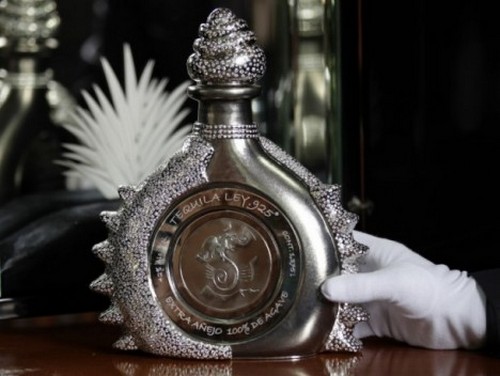 The Diamond Sterling, la bottiglia di Tequila più cara al mondo