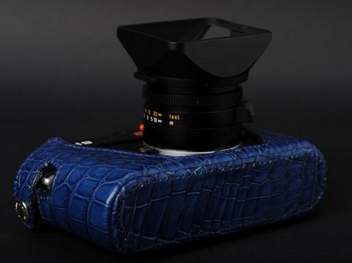 Macchina fotografica Leica M9 in coccodrillo firmata Artisan& Artist