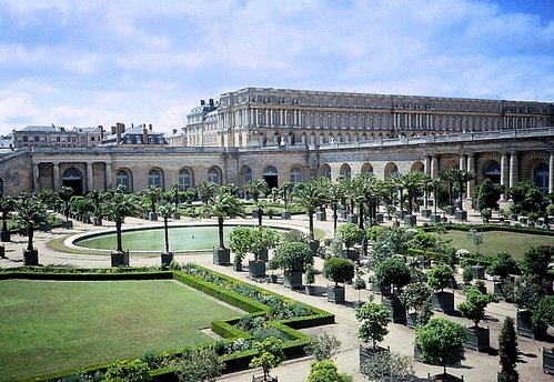 Reggia di Versailles, per fine 2011 una parte diventerà Hotel di lusso
