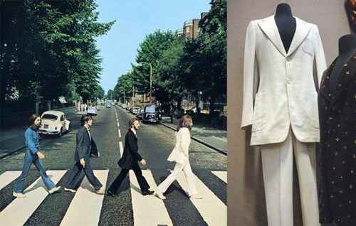 All'asta l'abito di Lennon nella copertina di Abbey Road