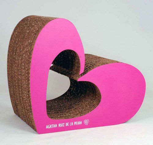 LOVEsofa, arredi in cartone riciclabile by Corvasce per Agatha Ruiz de la Prada