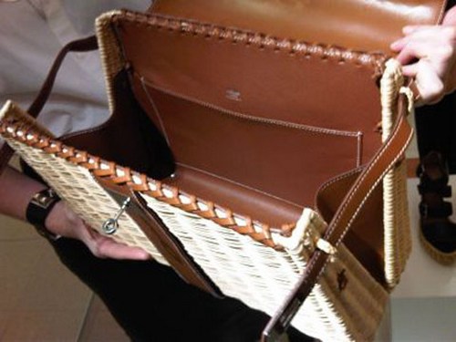 Hermes-Wicker-Kelly