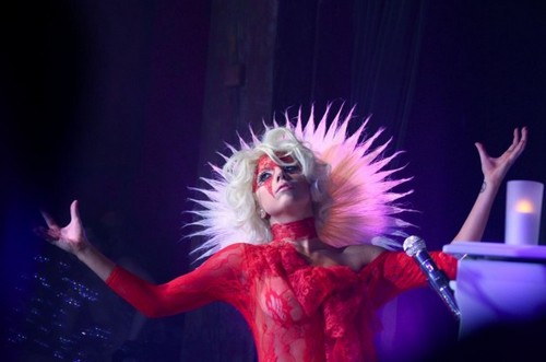 Lady Gaga, 10 milioni di dollari per il video musicale Judas