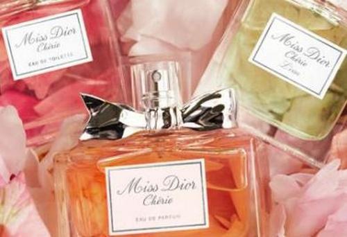 Natalie Portman testimonial nuovo Miss Dior Cherie