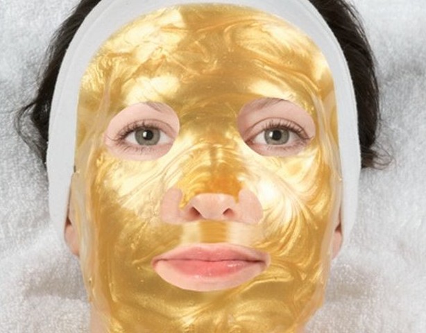 maschera viso oro