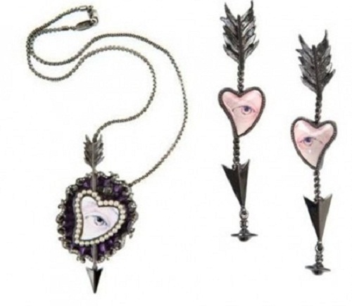 San Valentino 2011: Parure e orecchini pendenti Vivienne Westwood