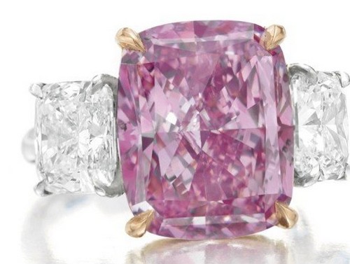 Diamante rosa all'asta da Christies il 12 aprile 2011