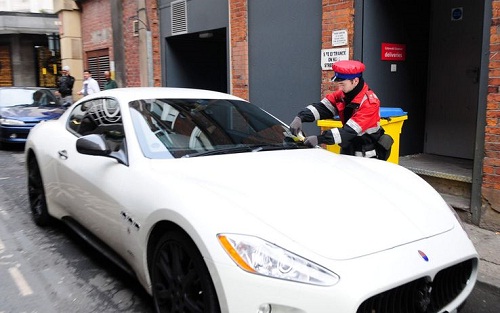 balotelli maserati