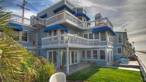 In vendita la villa sulla spiaggia di Beverly Hills 90210
