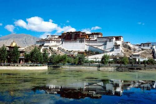 Beijing-Lhasa, la nuova via del lusso in treno