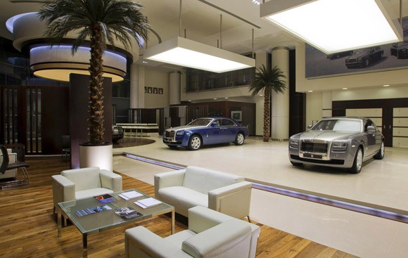 nuovo-showroom-rolls-royce-ad-abu-dhabi