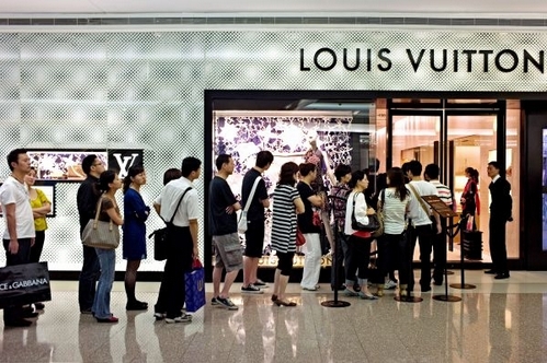Louis-Vuitton-store-shanghai