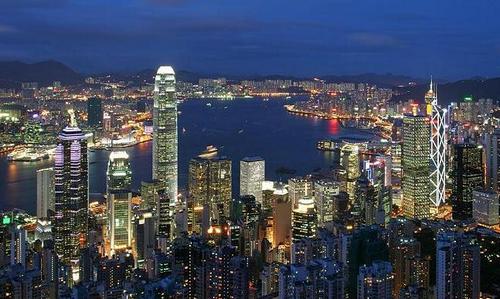 Donna cinese riceve in regalo un appartamento ad Hong Kong da 30 milioni di euro