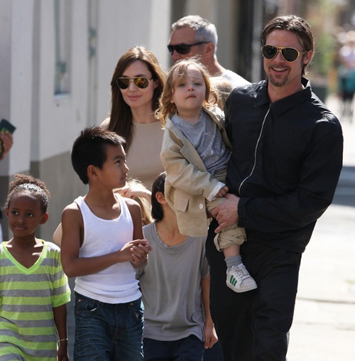 The Jolie-Pitt Clan Go Out In The Big Easy