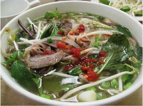 Zuppa vietnamita da 5 mila dollari per beneficenza