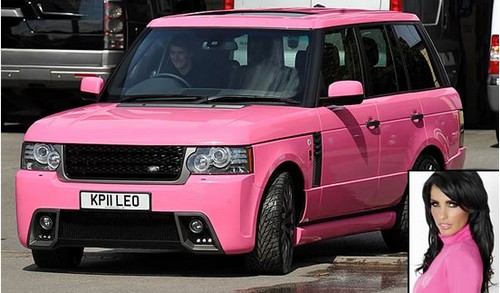 Katie Price, compra una Range Rover completamente rosa 