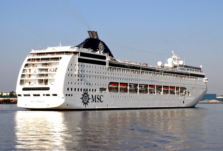 MSC Lirica