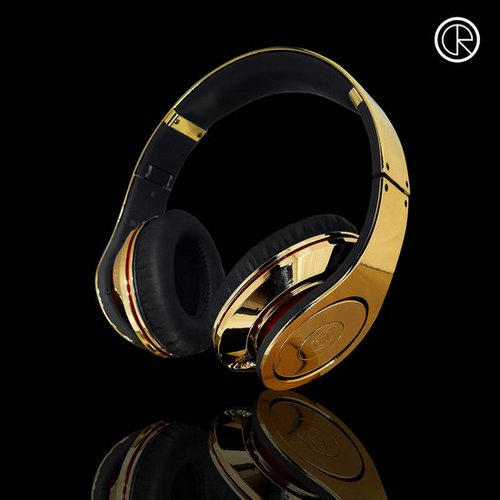CrystalRocked_Gold-plated-Dr-Dre-Beats-