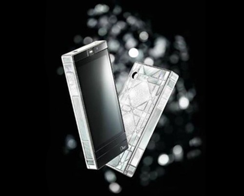 Reveries, lo smartphone firmato Dior