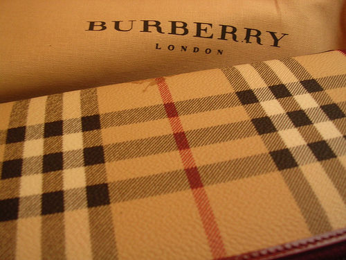 Burberry, flagship store ad Hong Kong per metà 2012