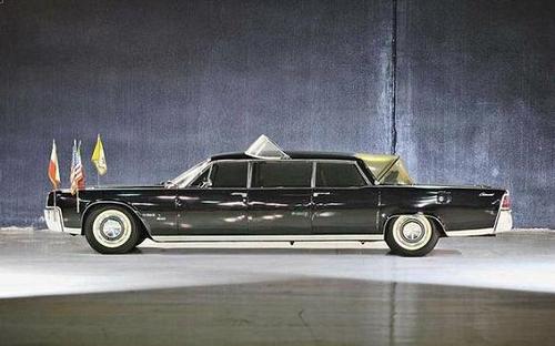 lincoln_continental