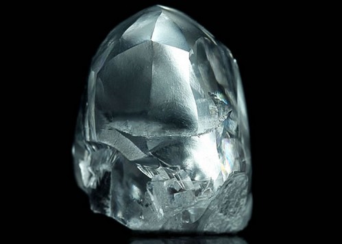 Gem Diamonds presenta un nuovo  diamante da 553 carati 