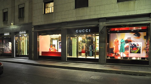 gucci milano montenapoleone