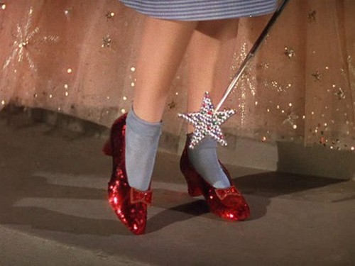 All'asta le scarpette indossate da Judy Garland nel Mago di Oz