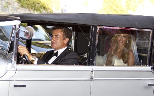 Petra Ecclestone al matrimonio accompagnata in auto da Jean Alesi