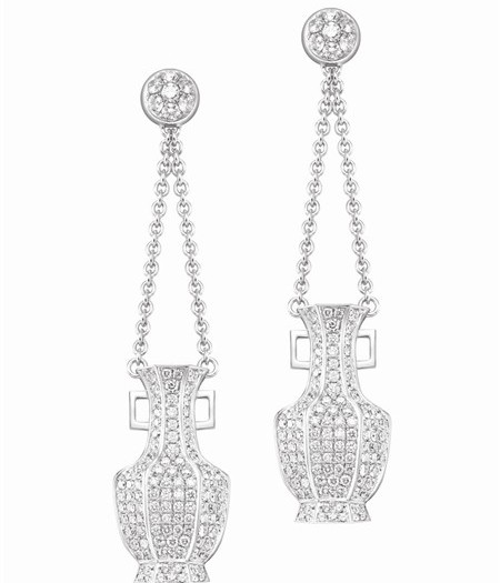 Queelin presenta la collezione di gioielli e ciondoli Bao Ping
